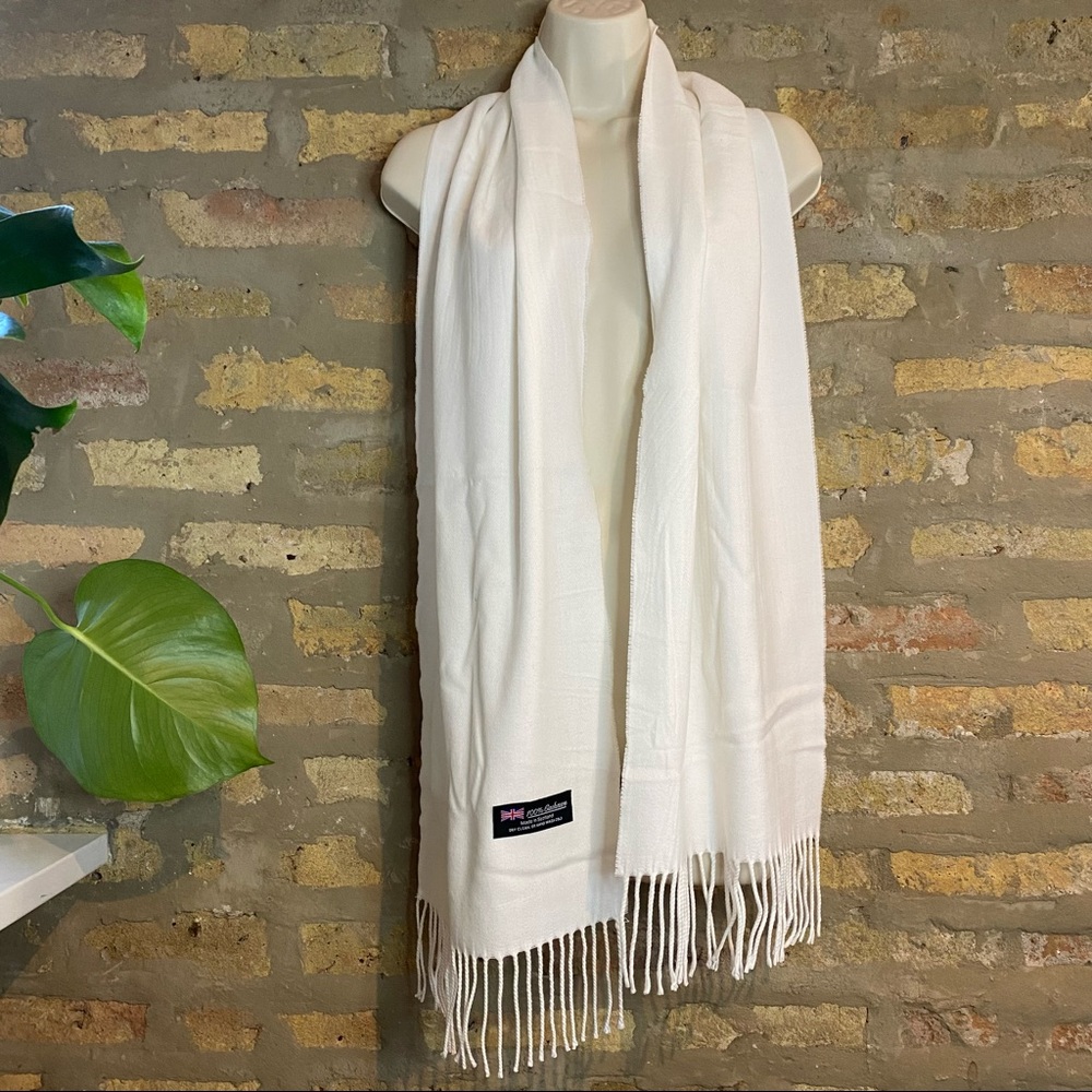100% CASHMERE WHITE IVORY SCARF